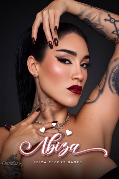 Isabella Playa d'en Bossa Brunette Ibiza escort